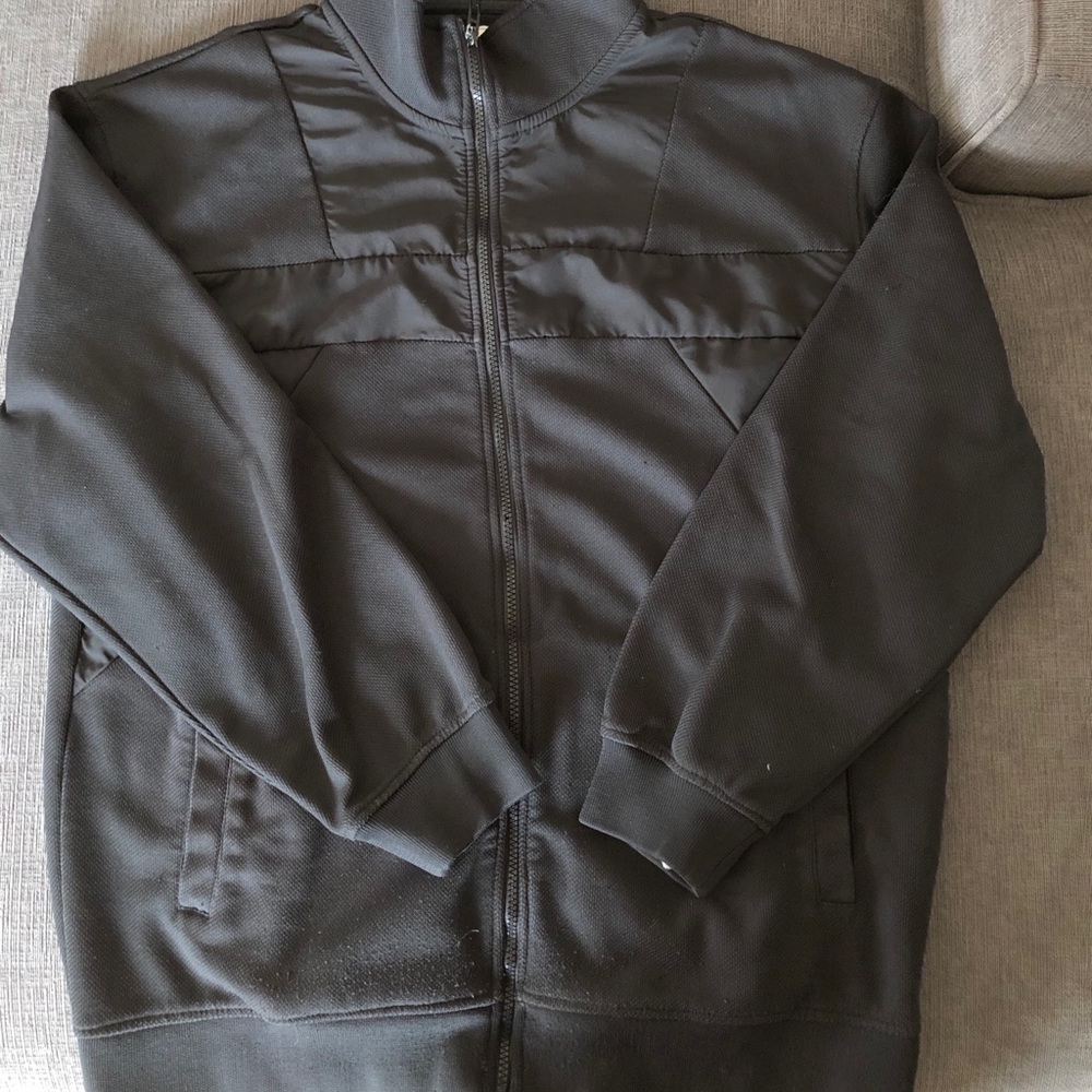 Ecko - Picture 2 of 4